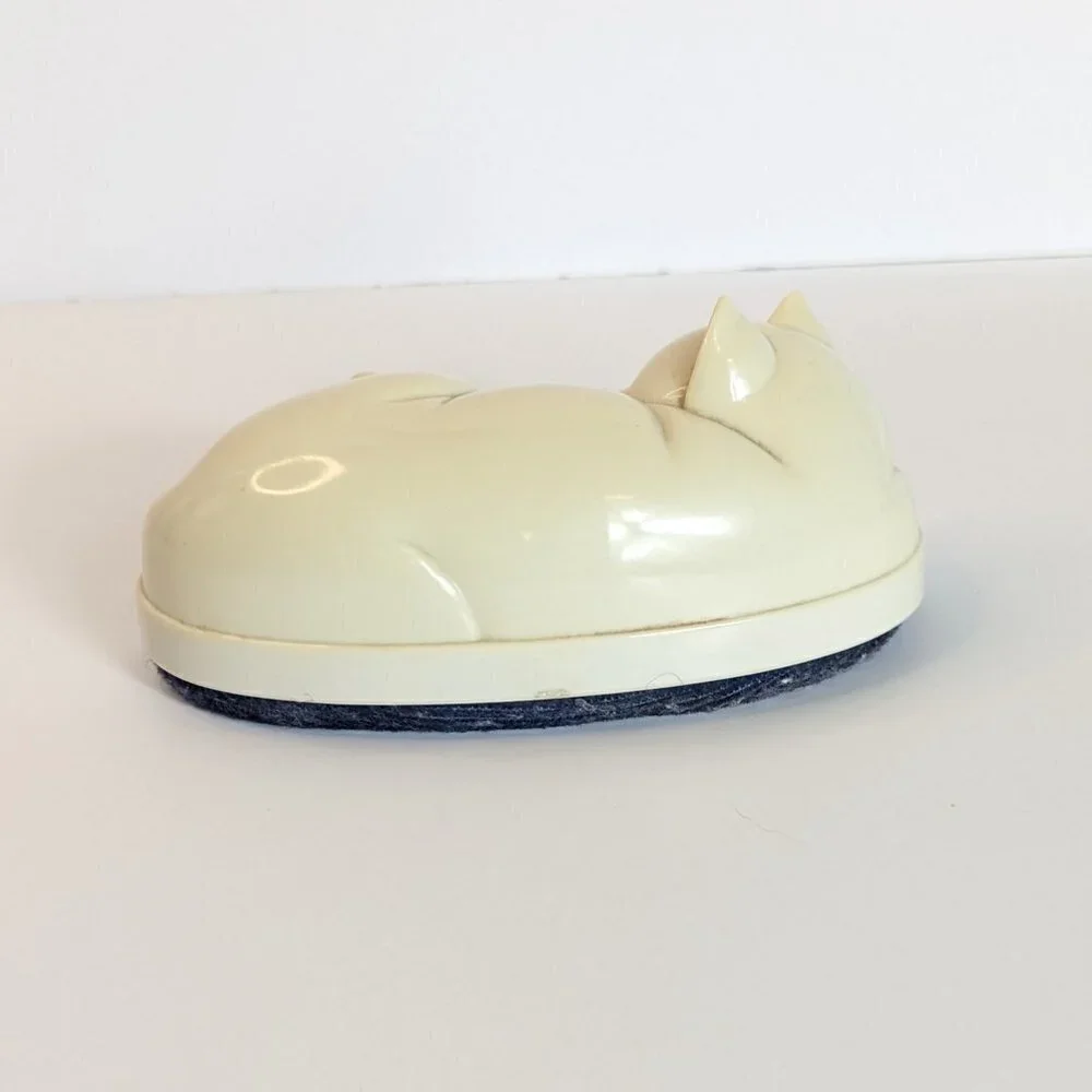 Vintage Cat Lint‎ Remover Reusable Sleeping Kitty Animal Clothing Upholstery